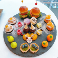 핫플 찾는 민기