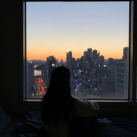 내일도 밝을 영