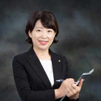 마당을 나온 암탉의 부동산 스토리